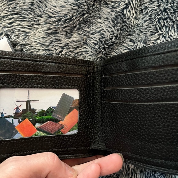 Men’s wallets - Picture 8 of 9